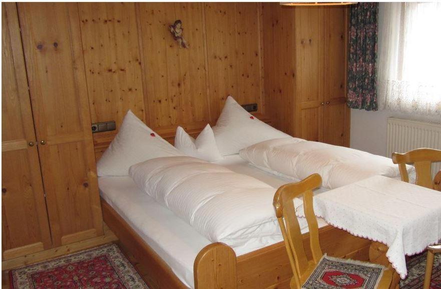 Pension Edelweiss Alpbach Exterior photo