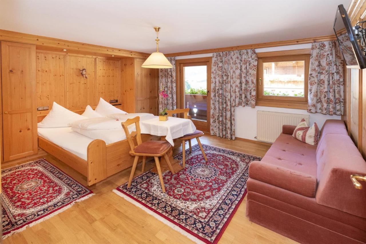 Pension Edelweiss Alpbach Exterior photo