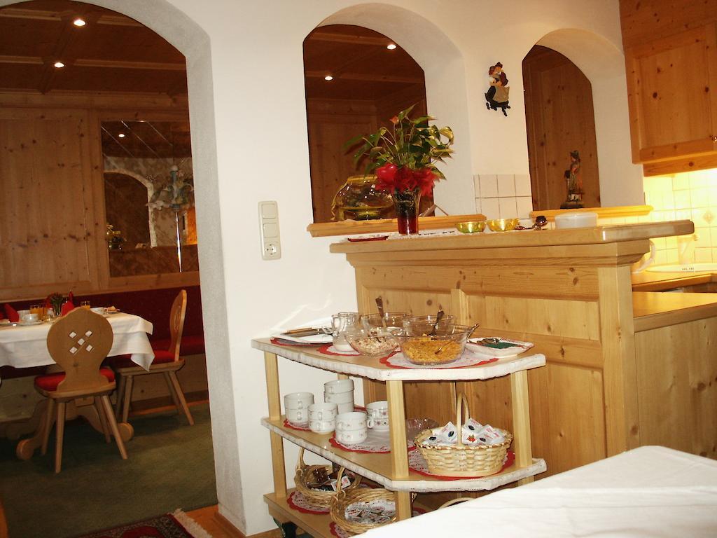 Pension Edelweiss Alpbach Exterior photo